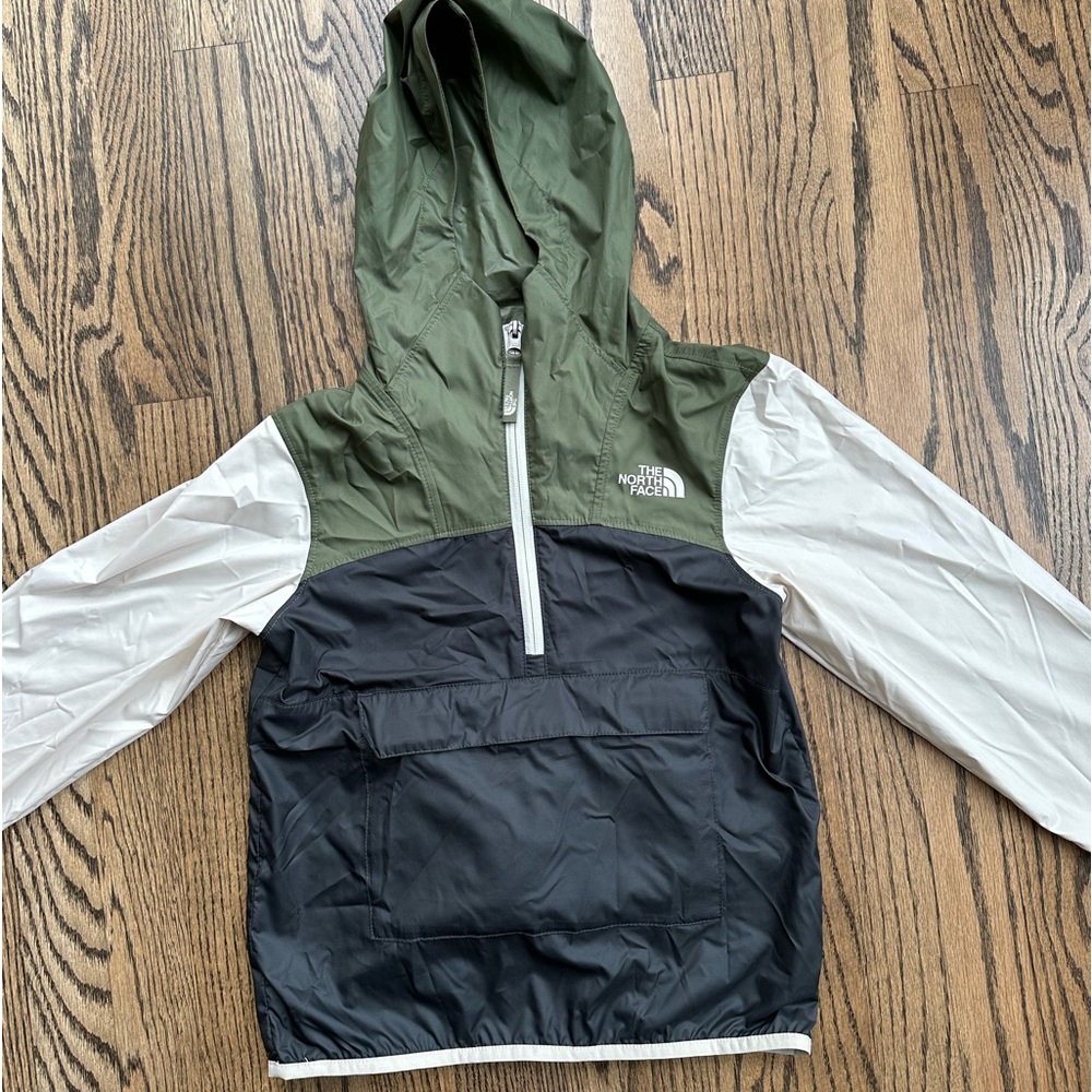 EUC- The North Face Packable Water-Repellent Hooded Fanorak Jacket small 7/8